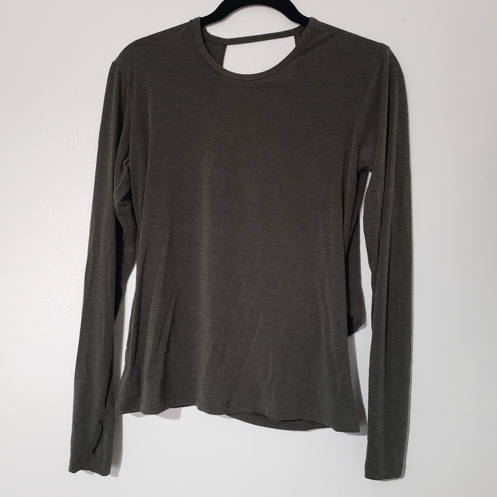 $5 WHEN BUNDLED 🍇ALL IN MOTION Open-Back Long Sleeve Workout Top Olive Green XS